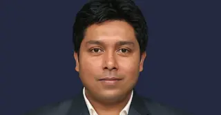 আন্তর্জাতিক অপরাধ ট্রাইব্যুনাল থেকে সরে দাঁড়ালেন সাইমুম রেজা